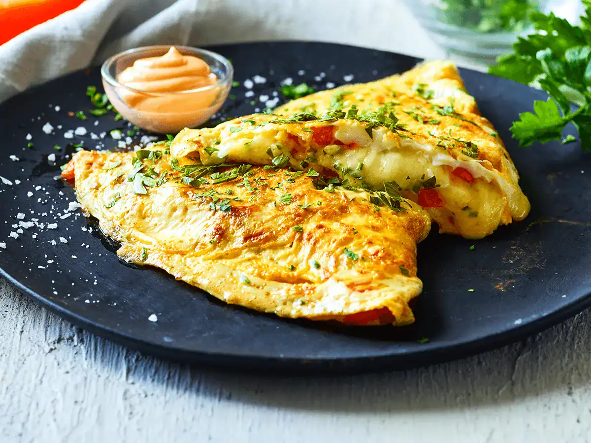 CHEESE  OMELET