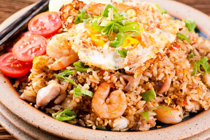 NASIGURANG SEA FOOD RICE