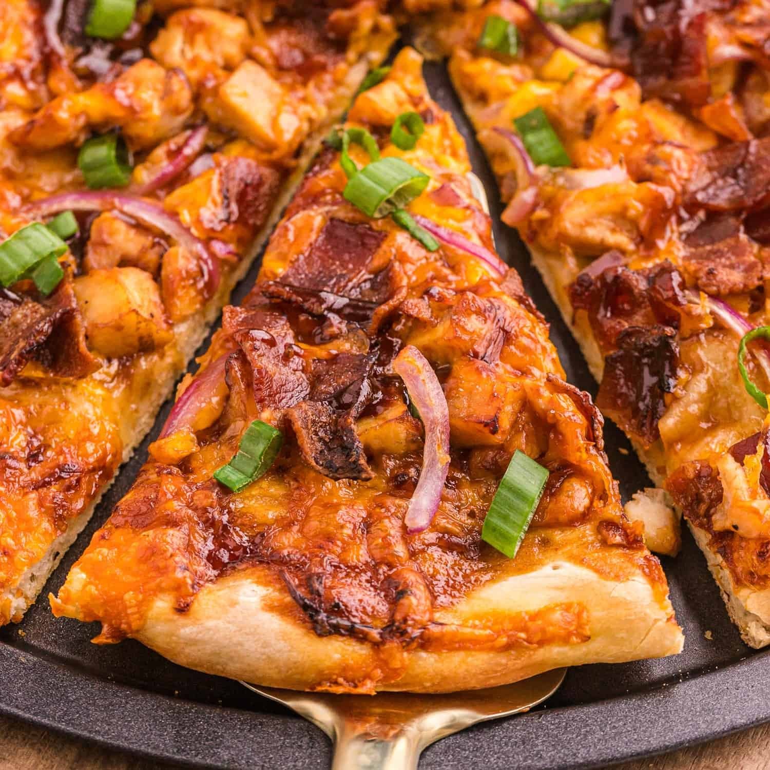 BBQ  CHICKEN  PIZZA