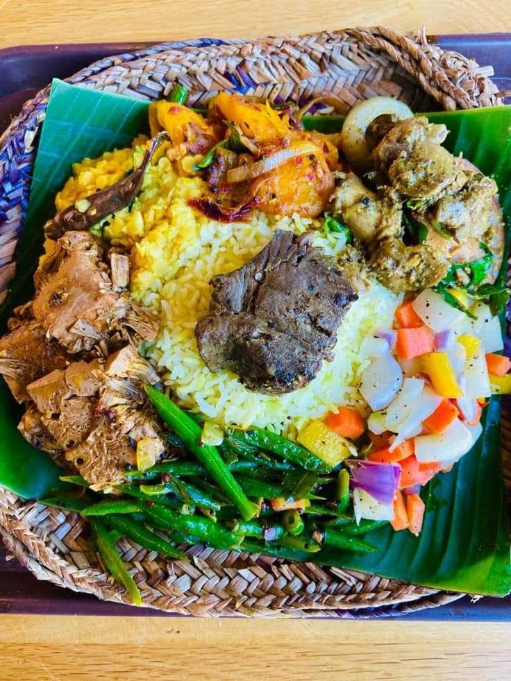 AMBUL THIYAL RICE & CURRY