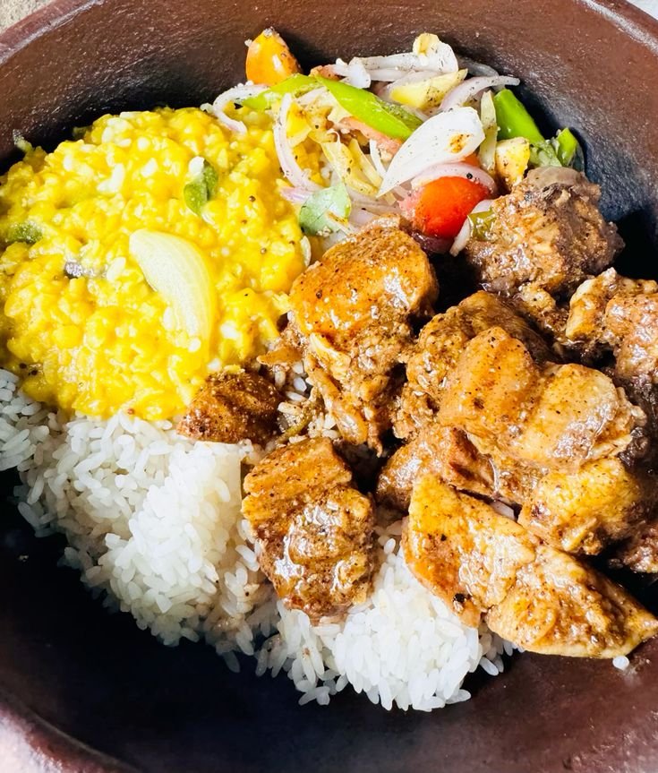 CHIKEN  RICE & CURRY LUNCH